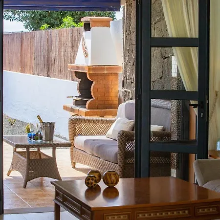 Olano Is A Lovely With Pool And Ac Villa *